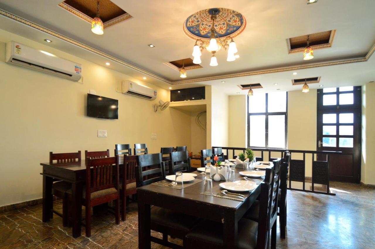 Hotel Surya Garh Джайпур Екстер'єр фото