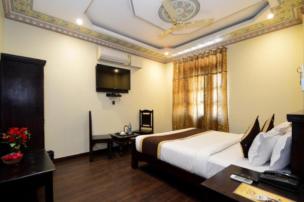 Hotel Surya Garh Джайпур Екстер'єр фото