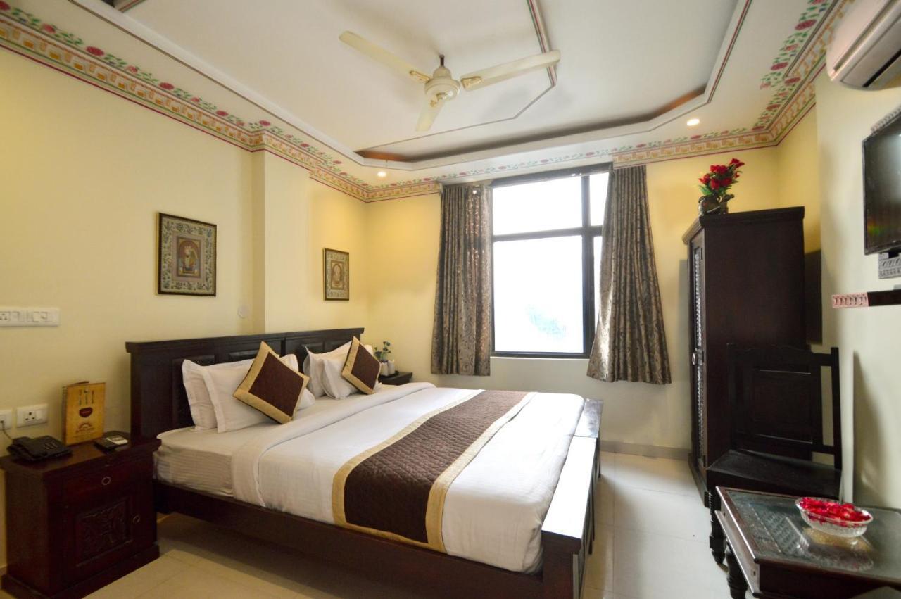 Hotel Surya Garh Джайпур Екстер'єр фото
