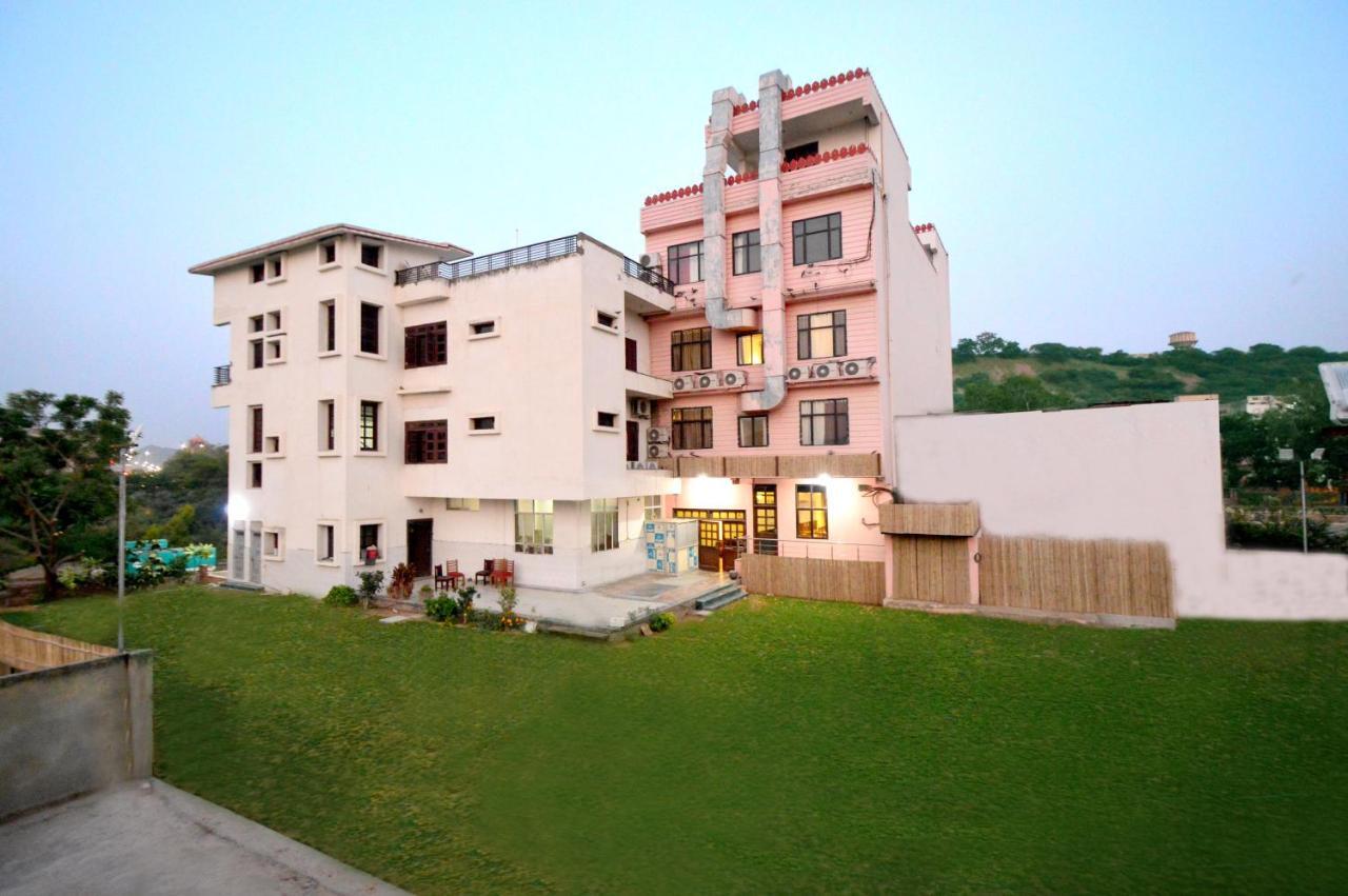 Hotel Surya Garh Джайпур Екстер'єр фото
